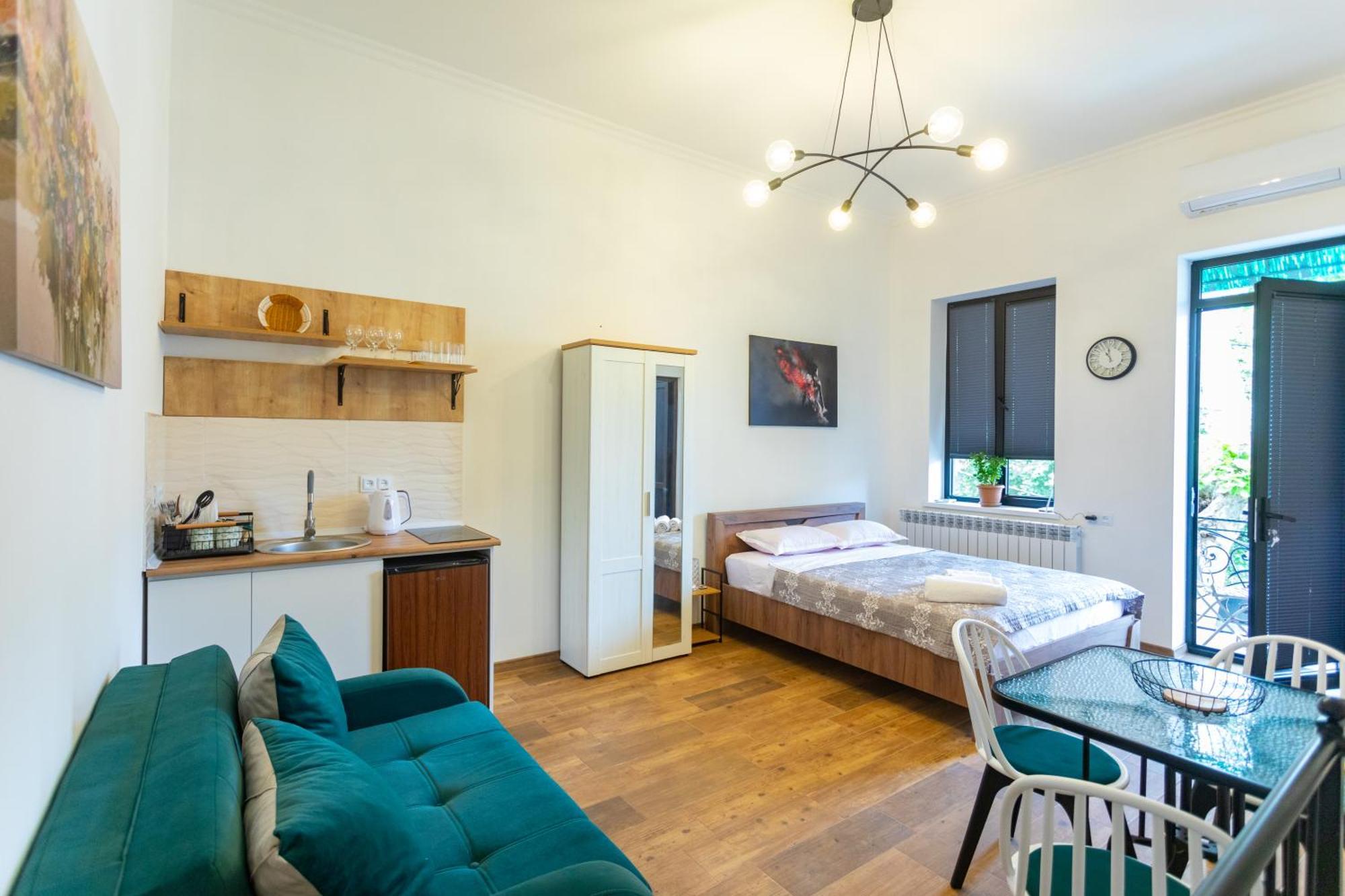 Ferienwohnung Mulberry Ბჟოლები Kutaissi Exterior foto